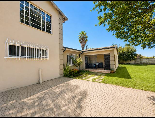 4 BEDROOM FREEHOLD FOR SALE IN MEYERTON CENTRAL
